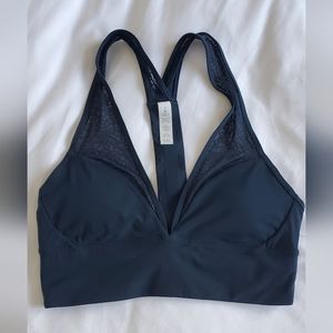 Lululemon  twist & train bra